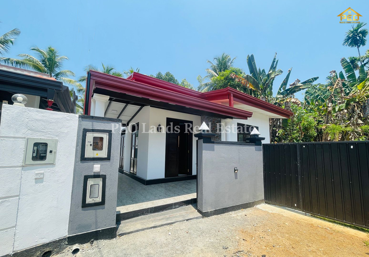 ⭕️ (DH43) Newly Built Single story house for sale in Meegoda