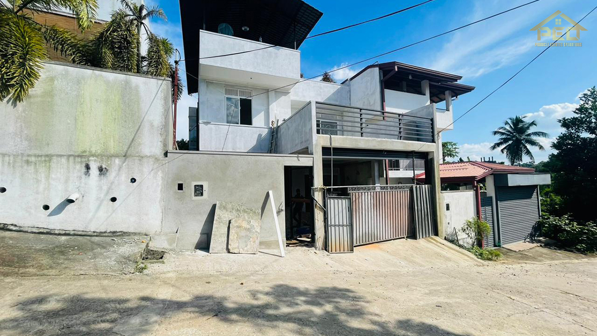 (TDM162) Newly Built 3 story house for sale in Malabe