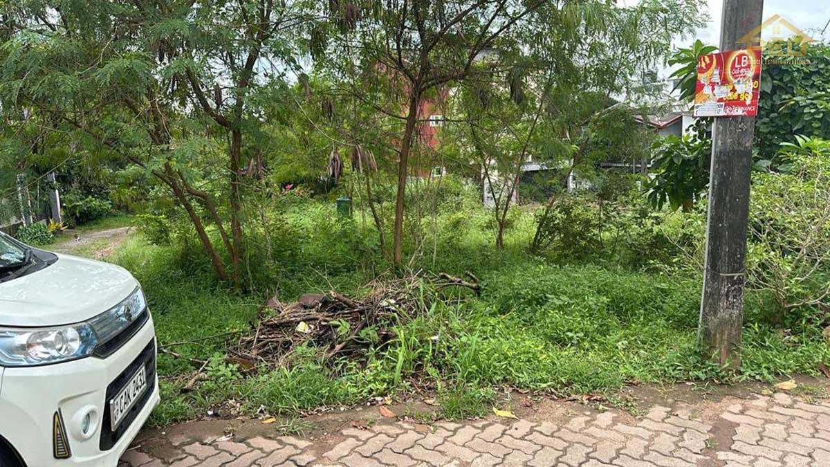 (S124) 7.7 perch Bare Land for Sale in Battaramulla pipe Road Himbutana