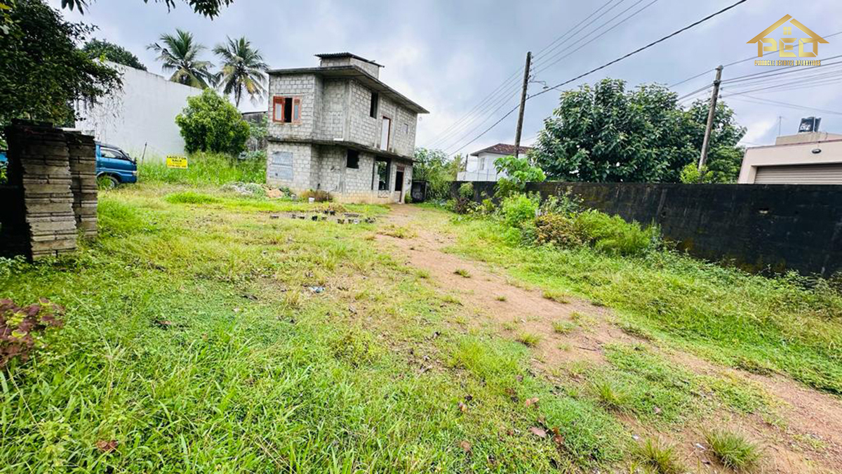 (S253)08 perch Bare Land for Sale in Thalawathugoda hokandara road