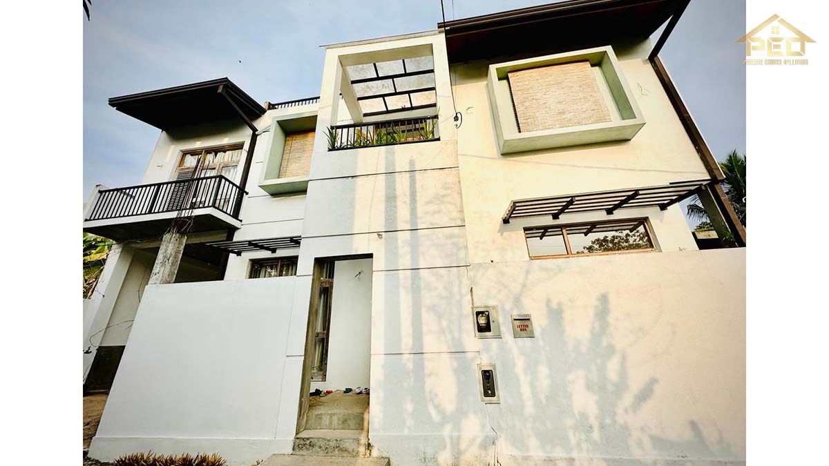 (S330) Three-story Luxury house for sale in Hokandara