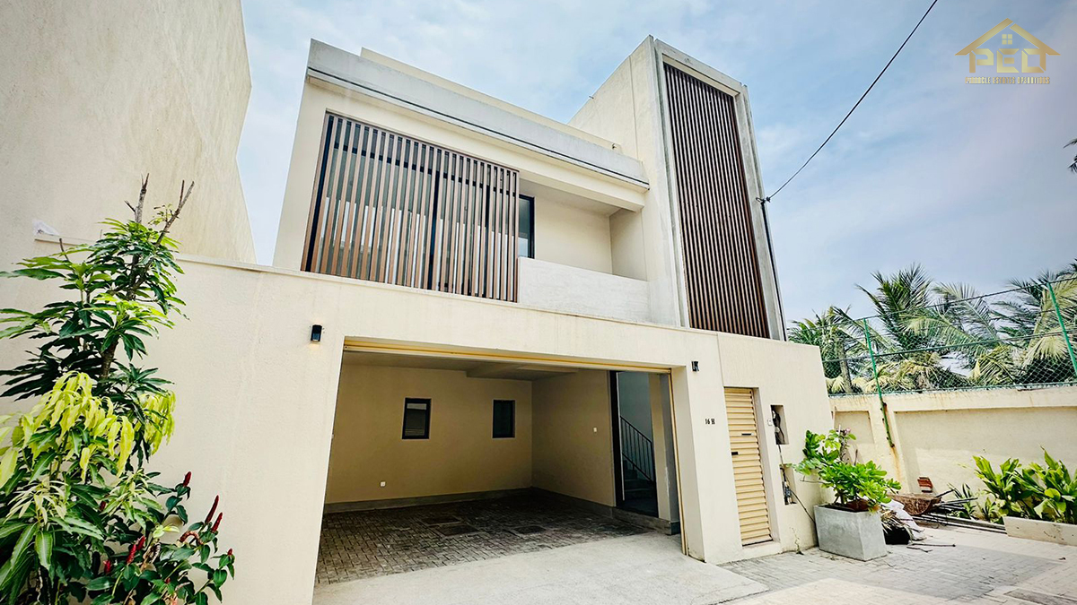 (S332) Newly Built Luxury 2 story house for sale in Mount Lavinia,St ritas road