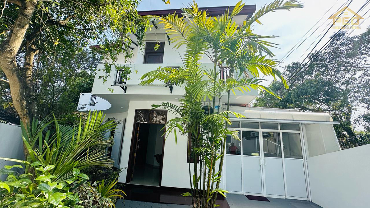 (S371) Two story house for sale in Thalawathugoda,Hokandara Road