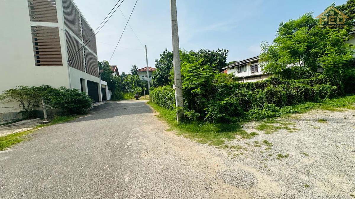 (S408) 7.5 perch Bare Land for Sale in Colombo 7 Longdon Place