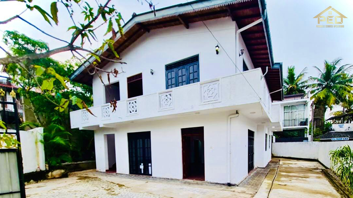 (P187 ) 2 Storey House in 16.6P Land for sale in Maharagama