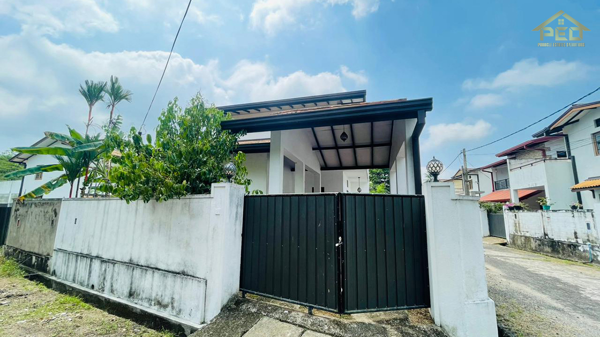 (DR159) Two storey house for Rent in Kottawa