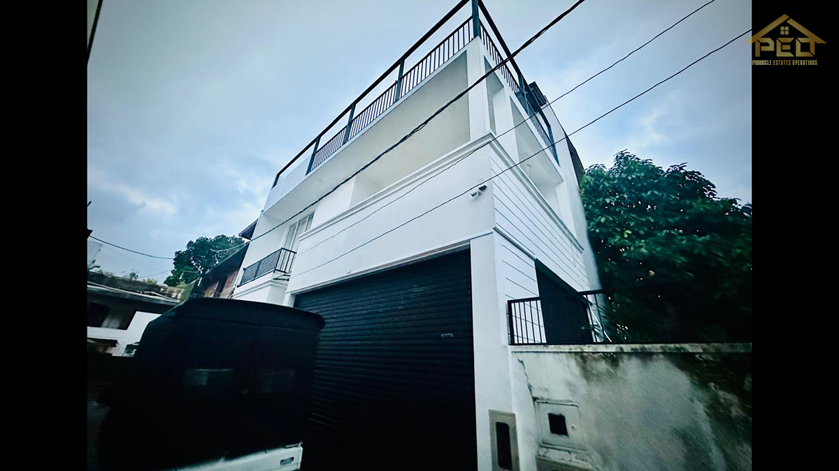 (S464) 3 story furniture Fully Solar house for Rent in Kotte,cloase Rajamahaviharaya