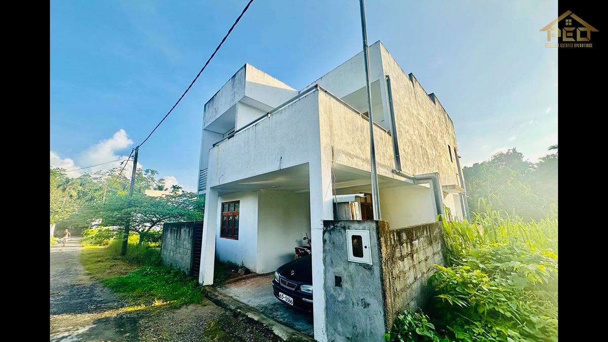 (S497) 2 story house for sale Hokandara