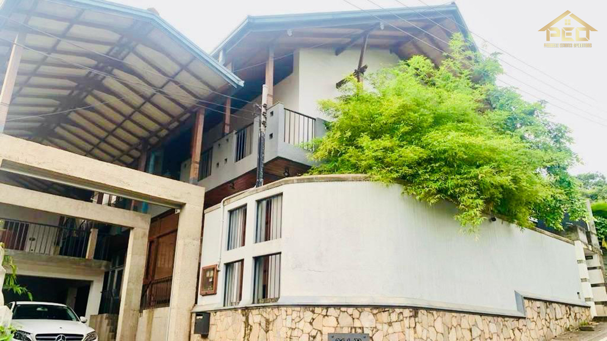 (S566) Architecturally designed house for Rent in Pelawatta