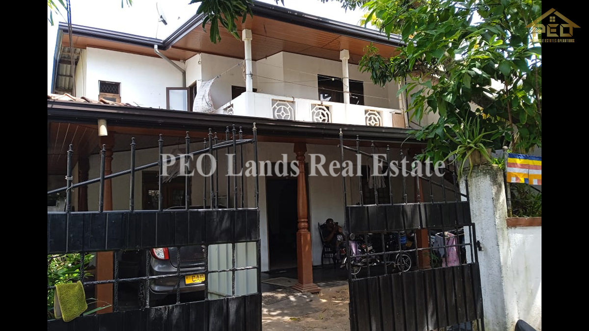 (RS24)Two storey house for sale in Panadura.