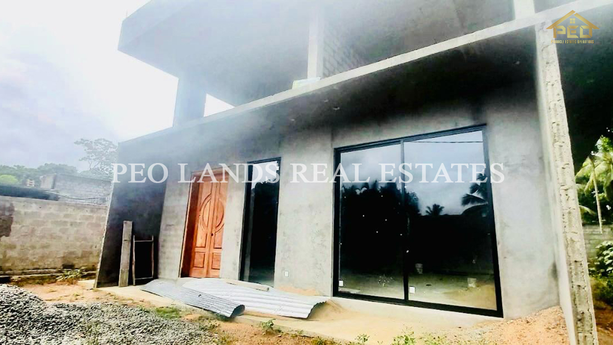 (K109) Two Storey House for Sale in Weliweriya