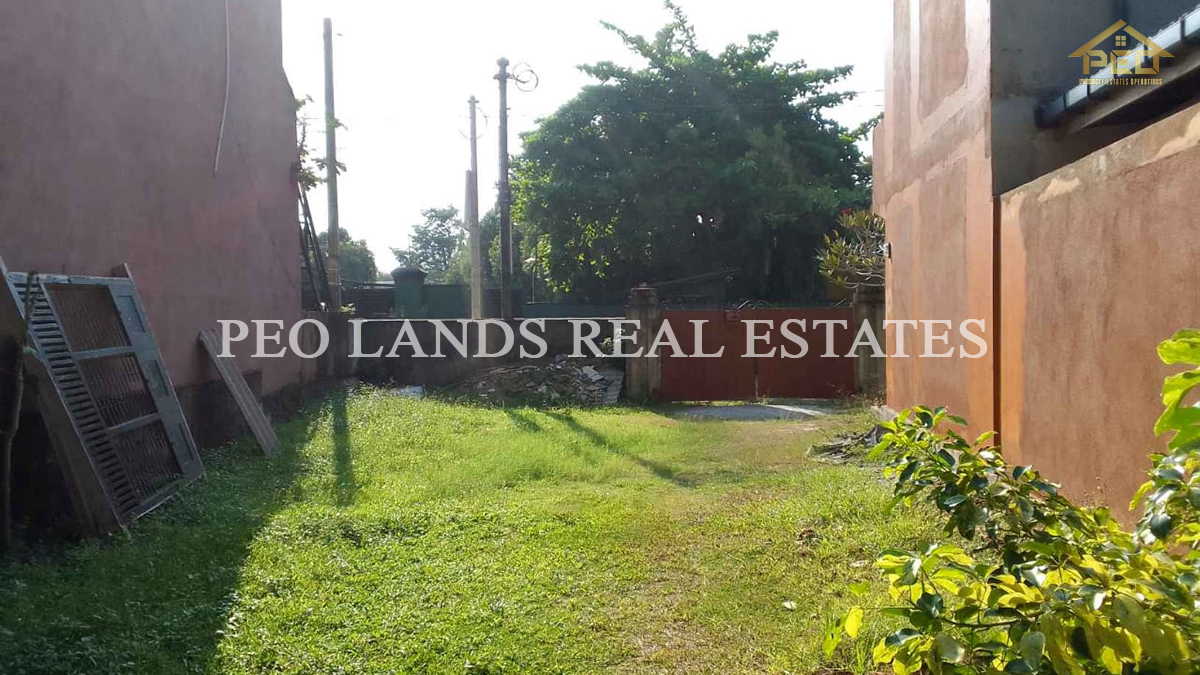 (K124) 6 perch Bare Land for Sale in Enderamulla