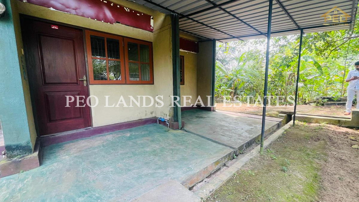 (DH249) single story house for sale in Maththegoda Scheam