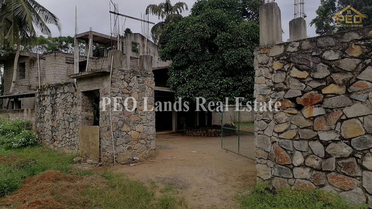 (RS35) Three storey house for sale in Bandaragama.