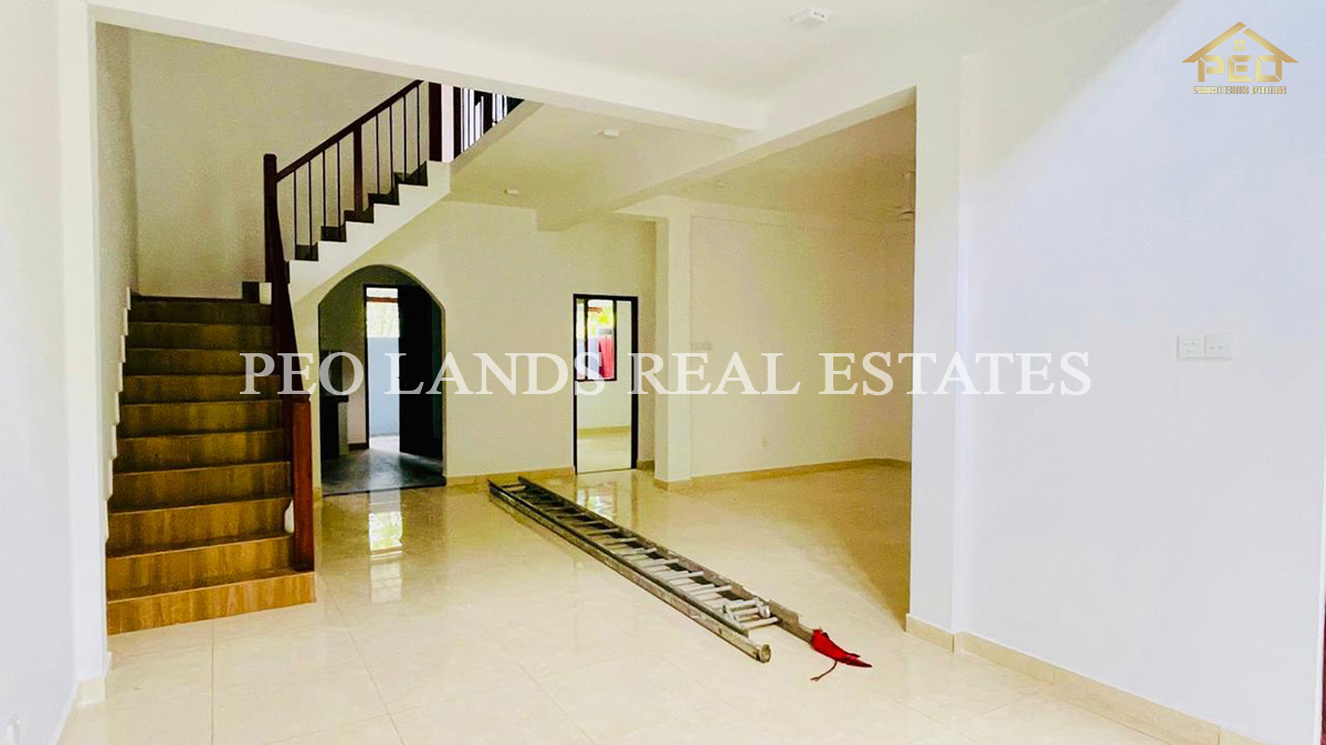 (MH166) Two Story House For Sale in Athurugiriya