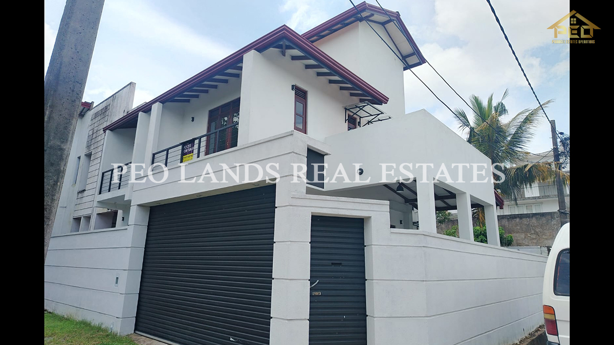 (DH255) Two Story House For sale in Kibulawala Juncyion, Thalawathugoda