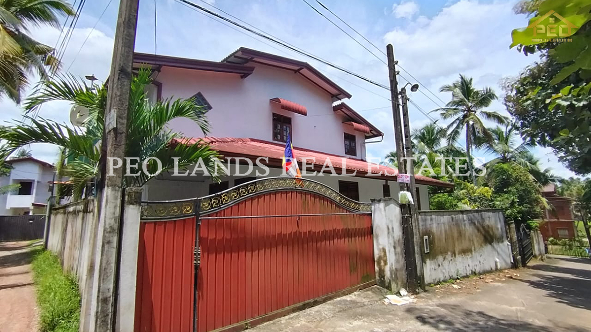 (DH270) Two Storey House for sale in Balika Niwasa RD, Kottawa