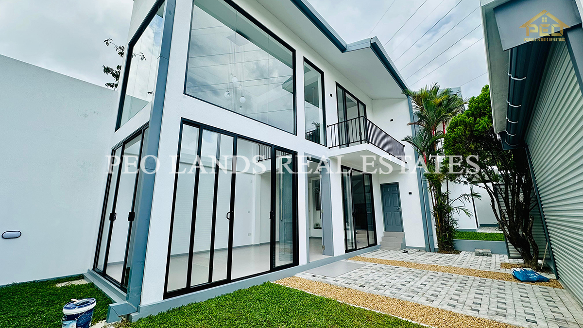 (S592) Brand New Two Storey House For Sale In Thalawathugoda, Temple RD