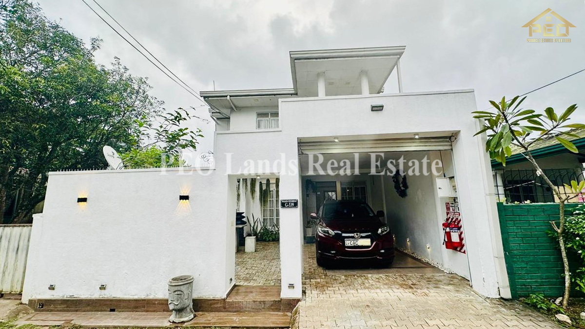 (K176) Valuable 06 Bedroom Two Story House for Sale in Niwasipura Ja ela