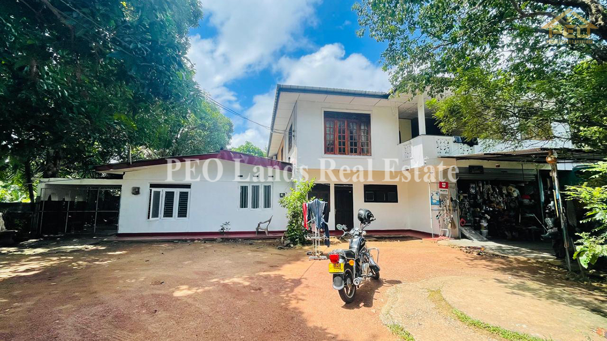 (MH182) Two Storey House for Sale in Battaramulla (Land value only)