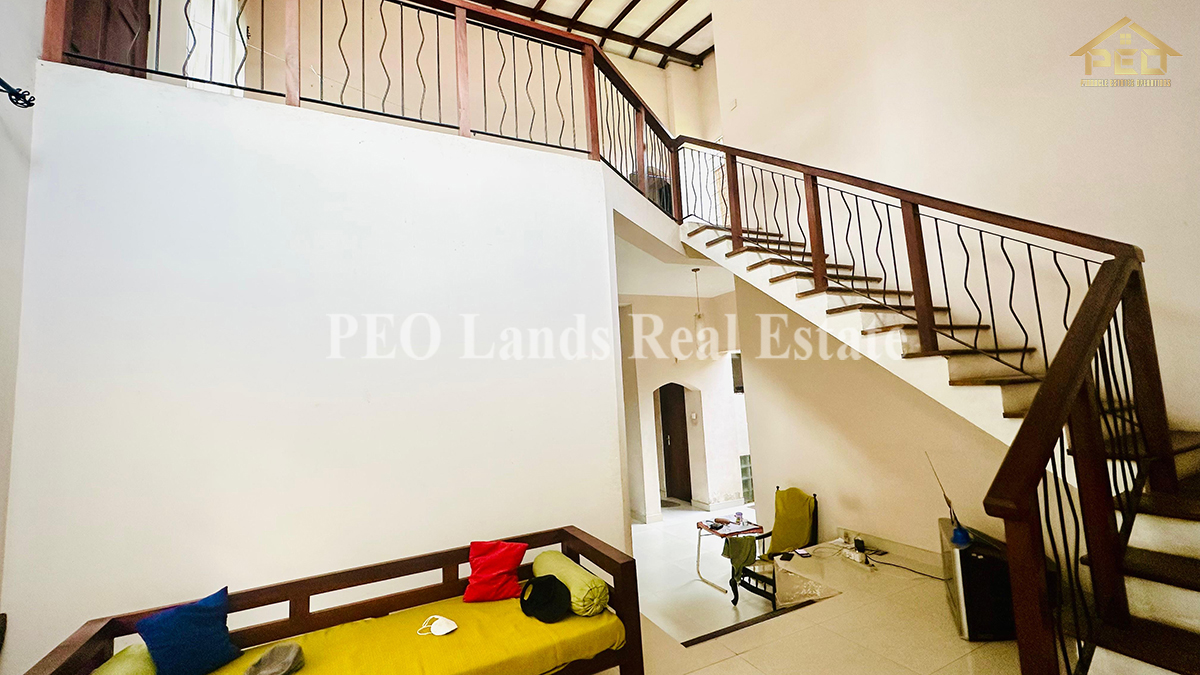 (S631) Two storey house for sale in Samagi Mawatha, Hokandara