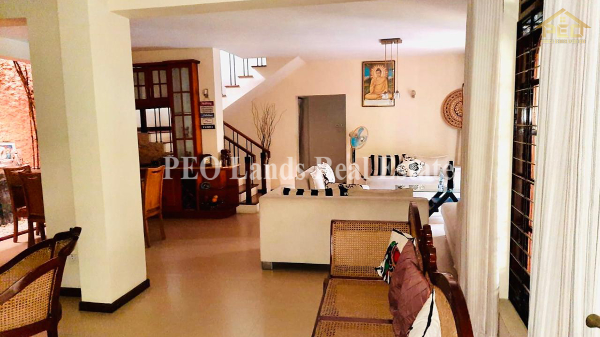 (P244) Luxury 2 story house for sale in Boralasgamuwa