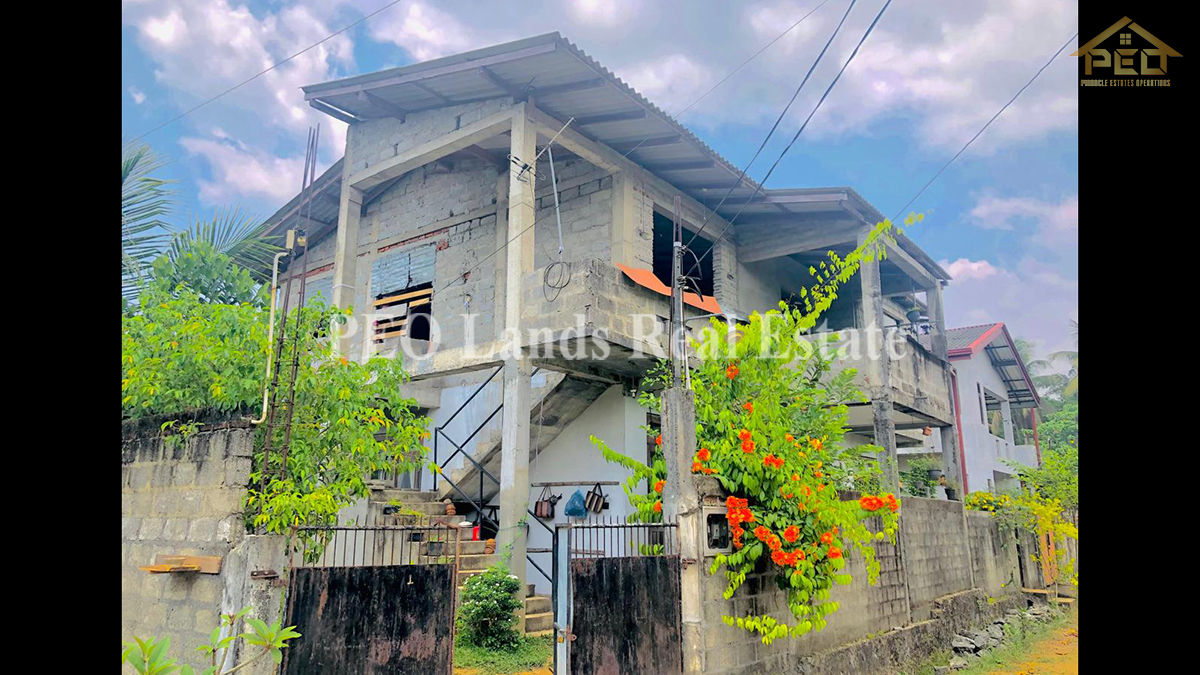 (P255) Two Storey House For Sale in Kesbewa, Bandaragama RD