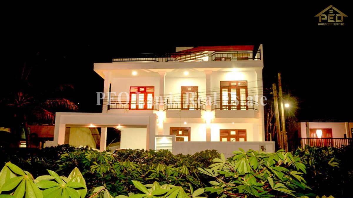 (B129) Fully Furnished Three Storey New House For Sale in Ragama Kandana