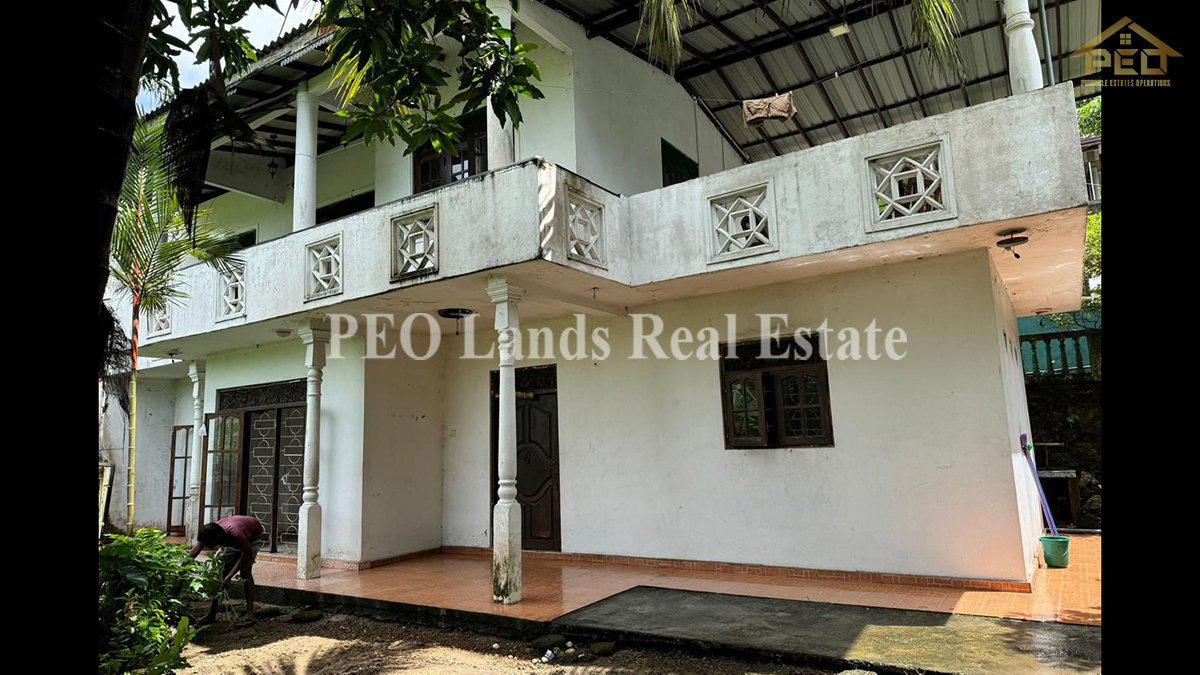 (MH205) Two Storey House For Sale in Athurugiriya