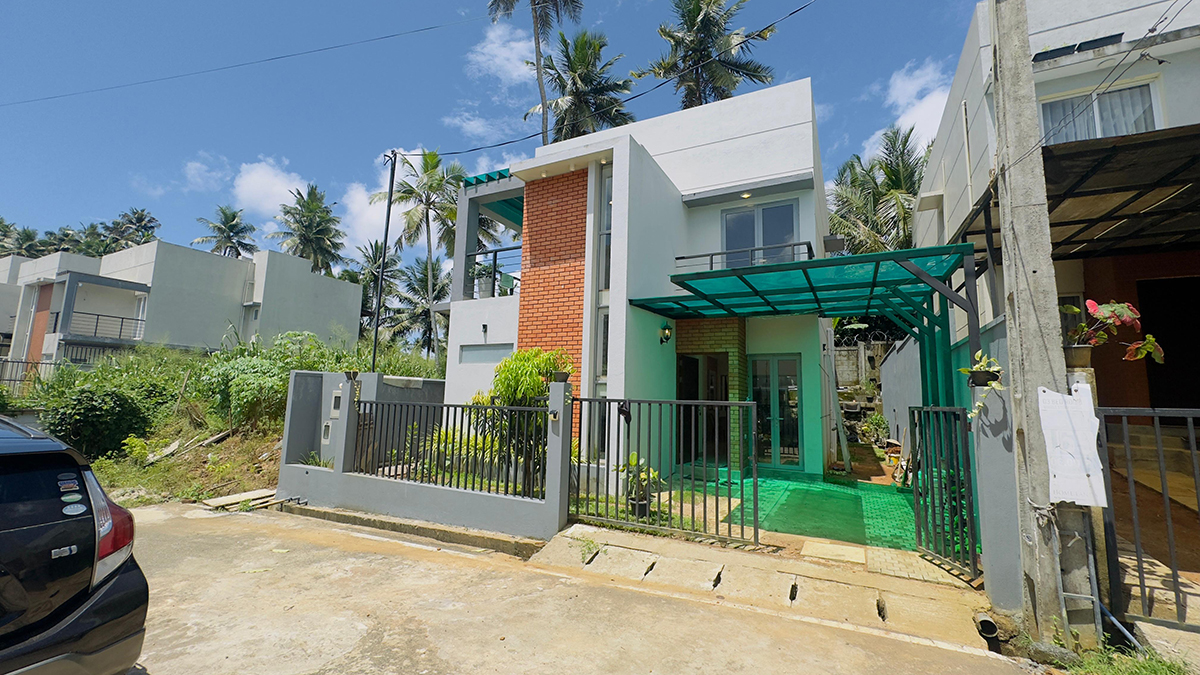 (DH387) Brand New Two Storey House For Sale in Kahathuduwa