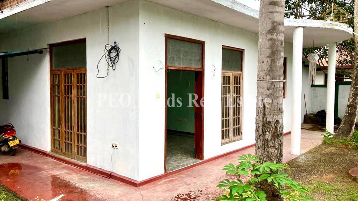 (B146) Two Storey House For Sale in Kadawatha