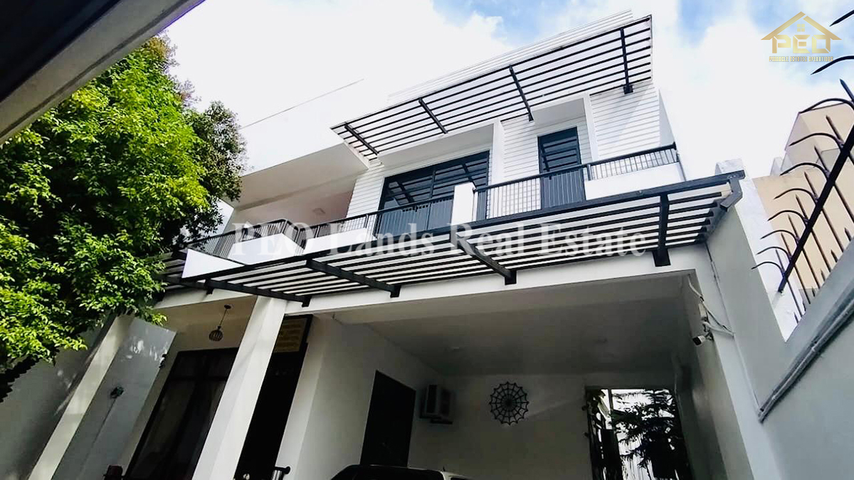 (DH405) Modern Two Storey House For Sale in Thalawathugoda, Hokandara Junction