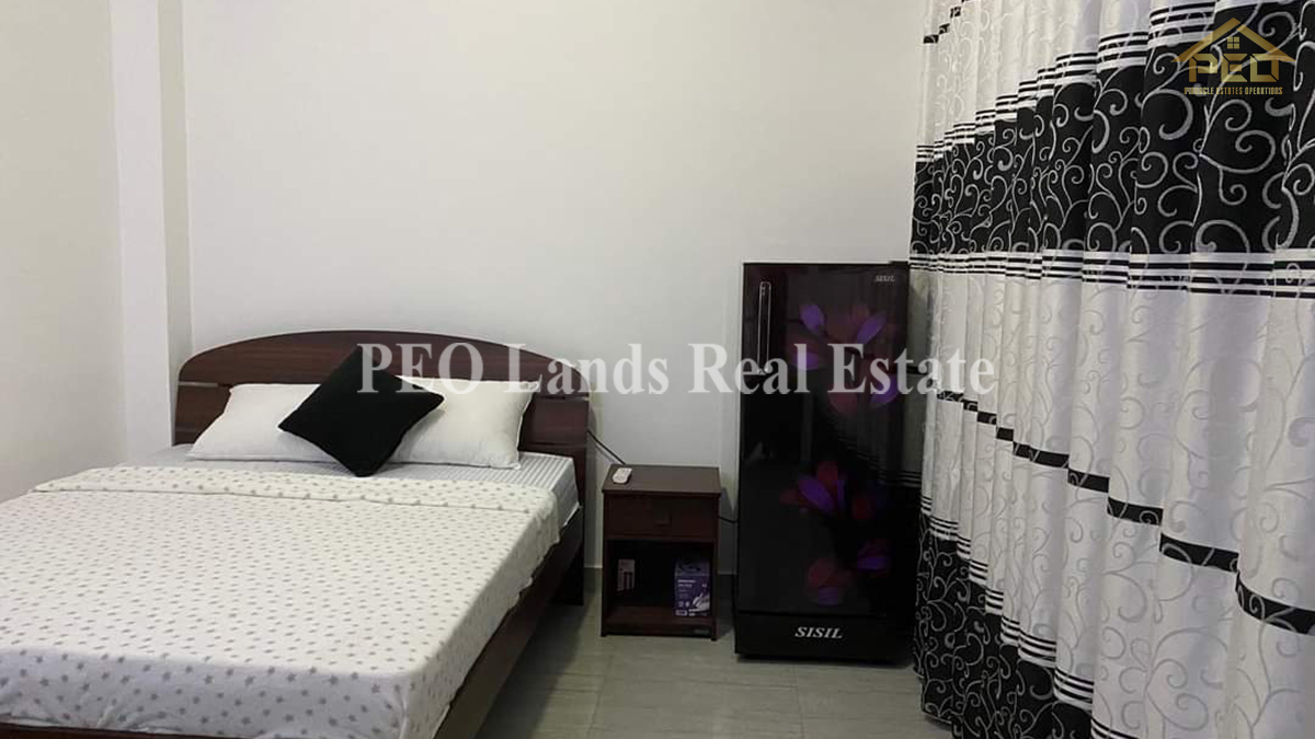 (S704) Fully Furnished Apartment for Rent in Colombo 5