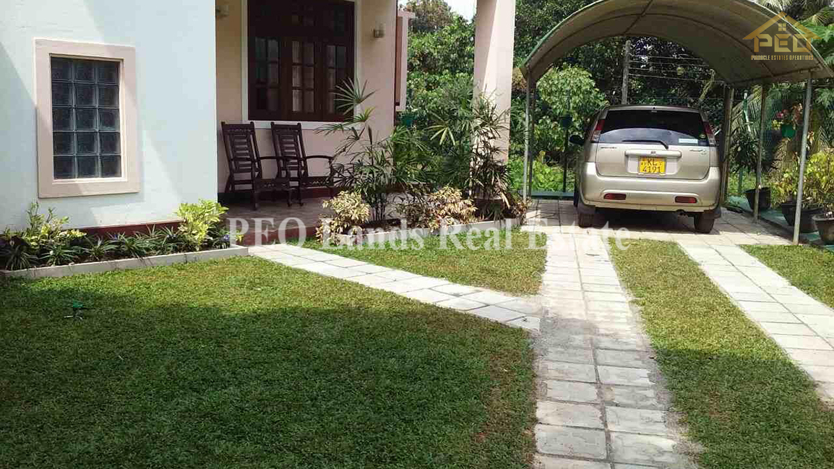 (RR164) house for Rent in Poruwadanda