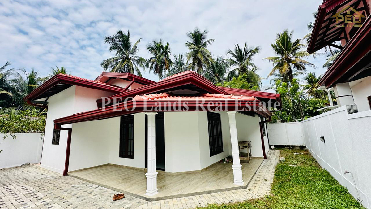 (MH203)Luxury Single story house for sale in Athurugiriya