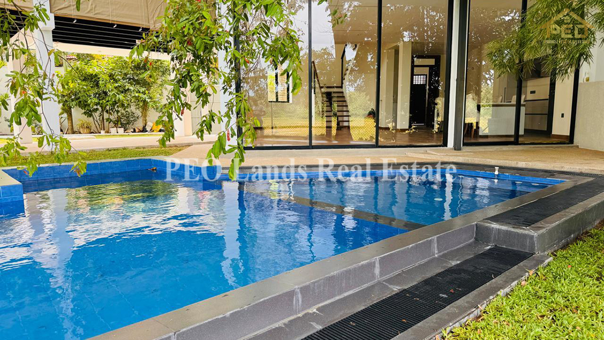 (DH363) 30 perch Super Luxury villa type House for sale in Pelawatta