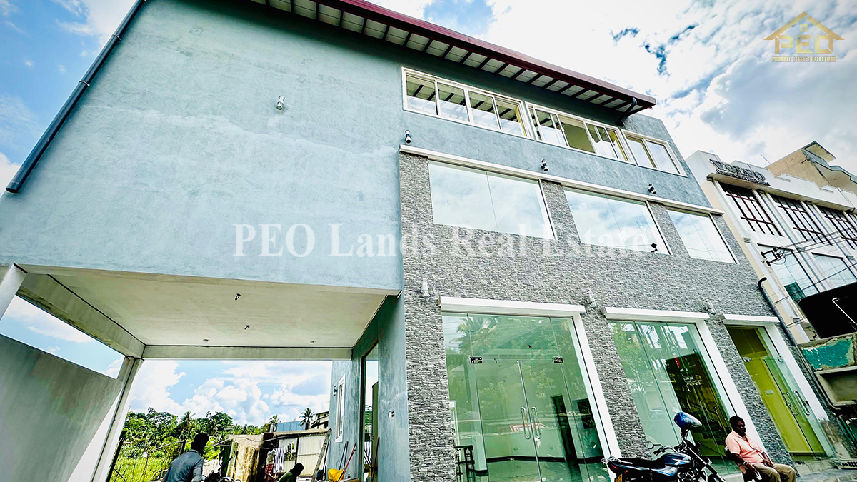 (S687) Commercial Building for Rent in Hokandara Junction