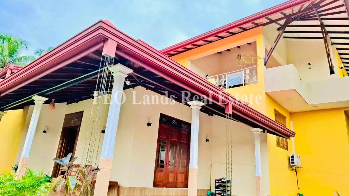 (P284) Luxury 2 story house for sale in Piliyandala