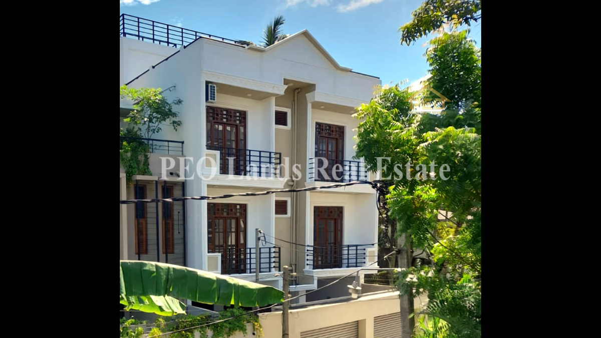 (RS196) Brand New Luxury 3-Story House for Sale in Dehiwala