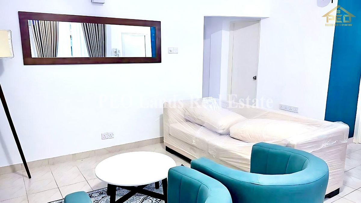 (S722) Fully Furnished 3 BR Apartment for Rent in Colombo 3