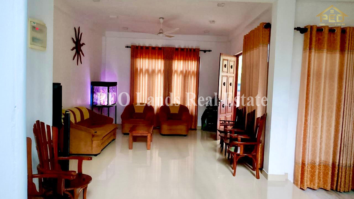 (K254) Two Storey House for Sale in Minuwangoda