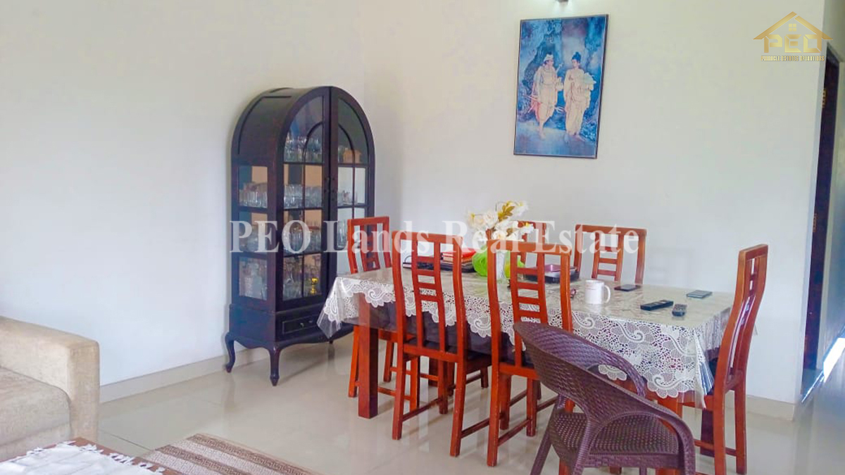 (RR195) Fully Furnished First Floor House for Rent in Dehiwala