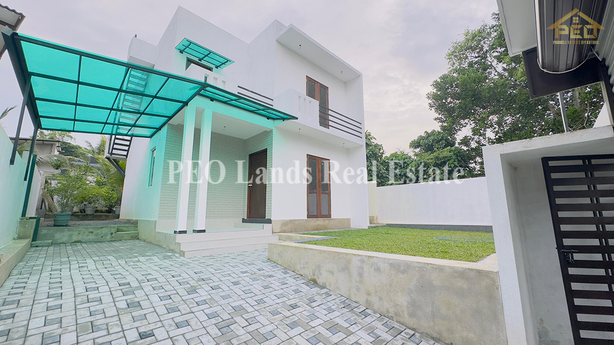 (DH428) Brand New Two Storey House For Sale in Pokunuwita