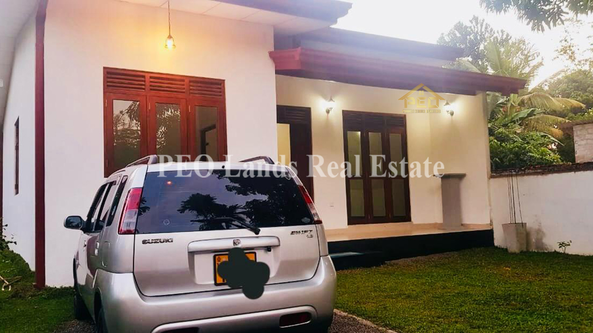 (MH237) Single Storey House For Sale in Dedigamuwa