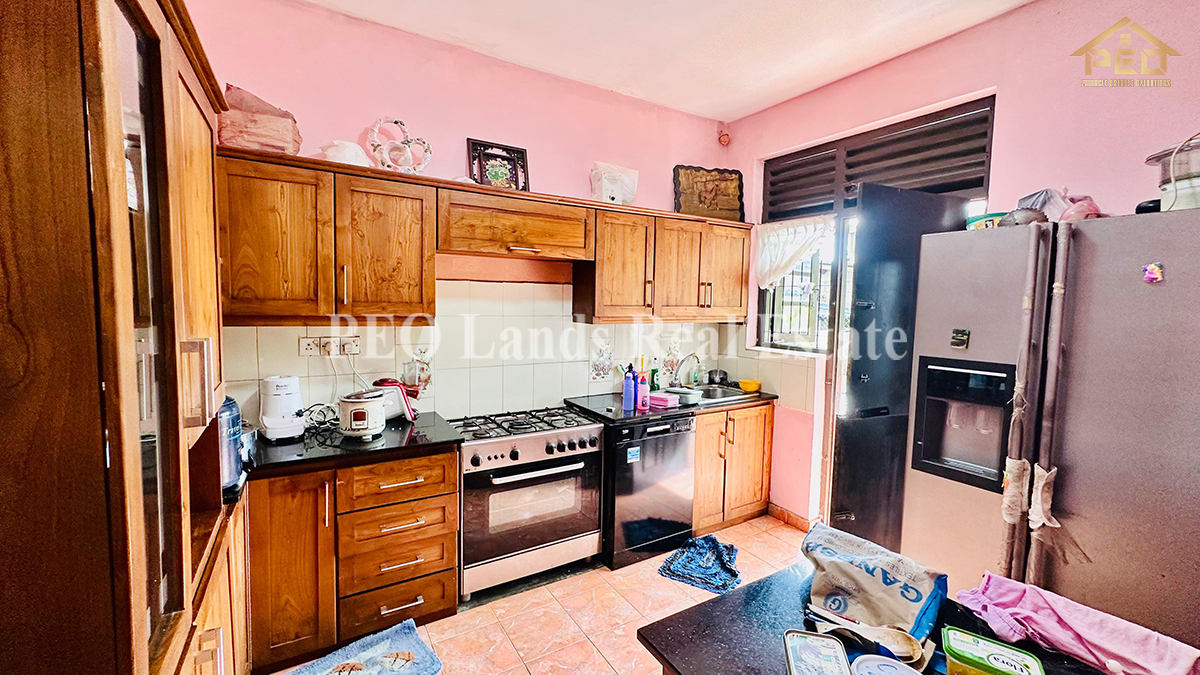 (S775) Two Storey House For Rent in Battaramulla (With furniture) (S775) Two Storey House For Rent in Battaramulla (With furniture)