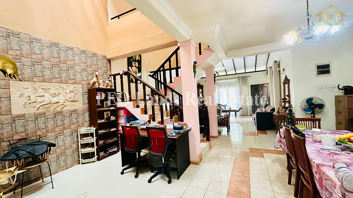 (S775) Two Storey House For Rent in Battaramulla (With furniture) (S775) Two Storey House For Rent in Battaramulla (With furniture)