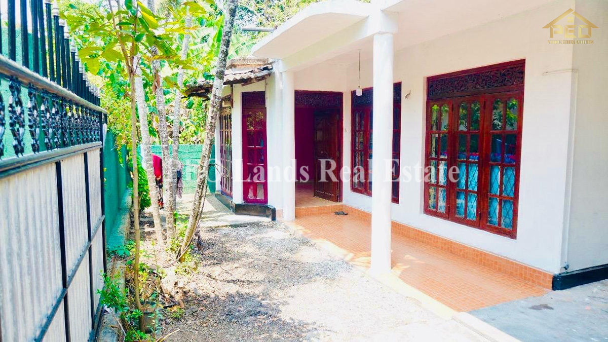 (P338) House for Sale in Maharagama, Pamunuwa