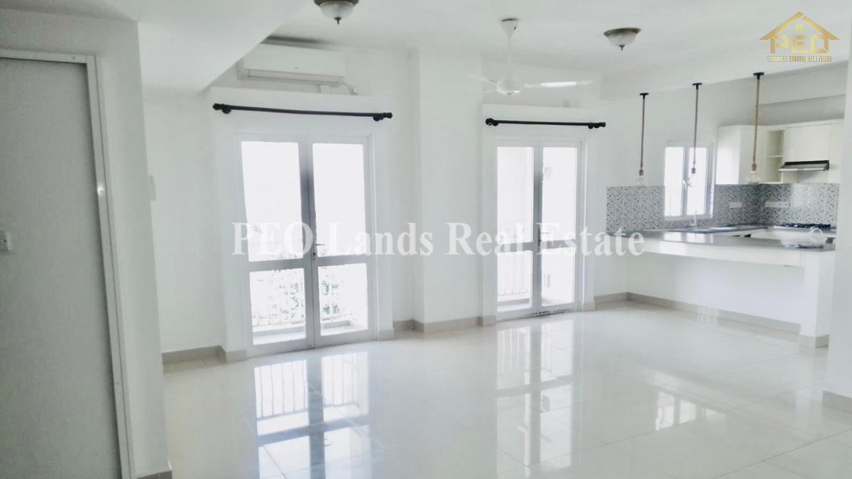 (S784) Trasure Trove Apartment For Sale in Colombo 8 (With out Furniture)