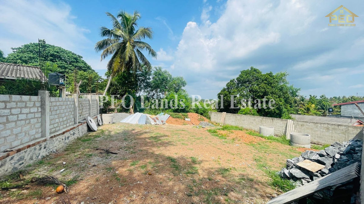 (DL455) 22 perch Land for Rent in Pittugala, Malabe