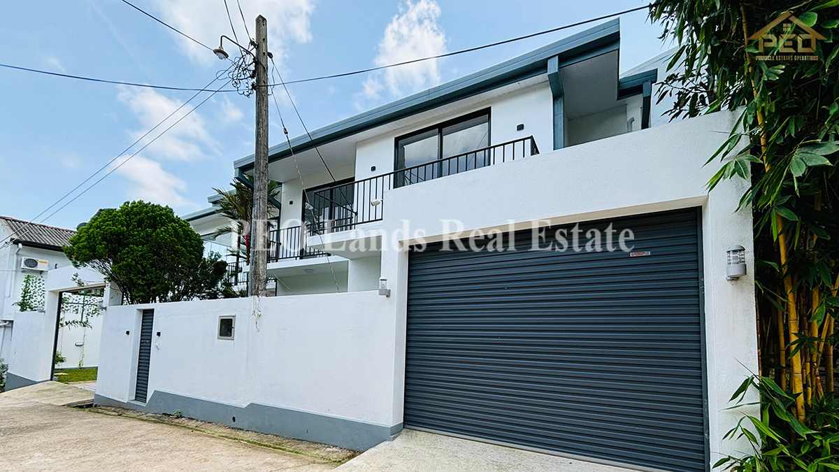 (DH457) Brand New Two Storey House For Sale in Thalawathugoda